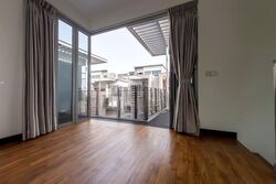 euHabitat (D14), Terrace #558863121